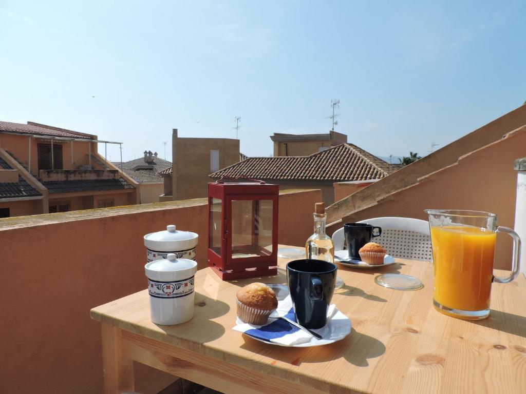 Large Townhouse for a Relaxing Getaway, Mareny Blau – Updated ...