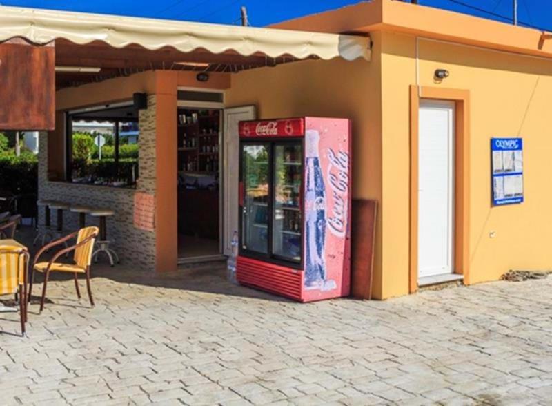 Fotografie z fotogalerie ubytování Derekas studios & apartments v destinaci Laganas