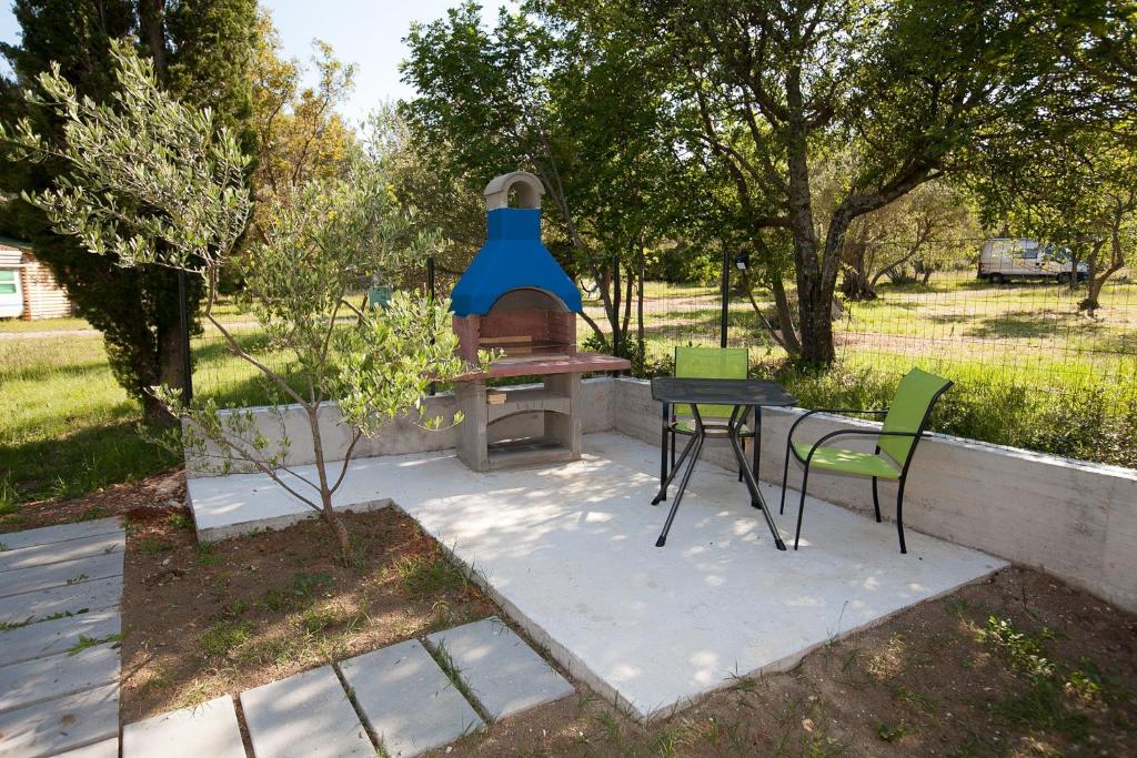Zahrada ubytování Apartmani Lea