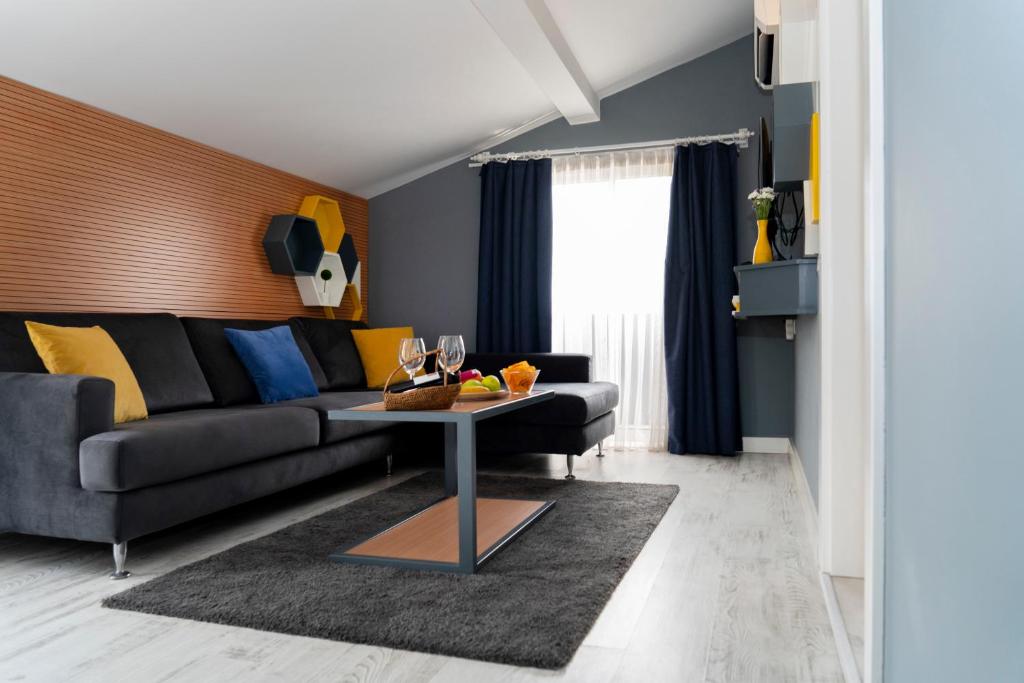 Letstay Hotel - Adults Only - 1