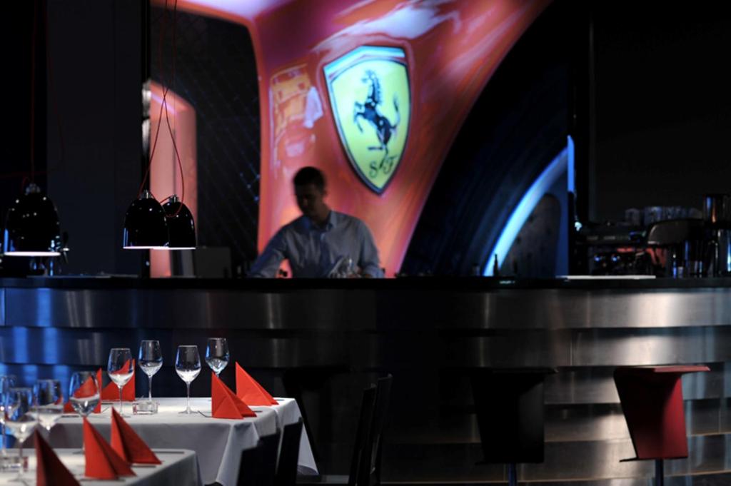 Silver Hotel & Gokart Center - Resim 39