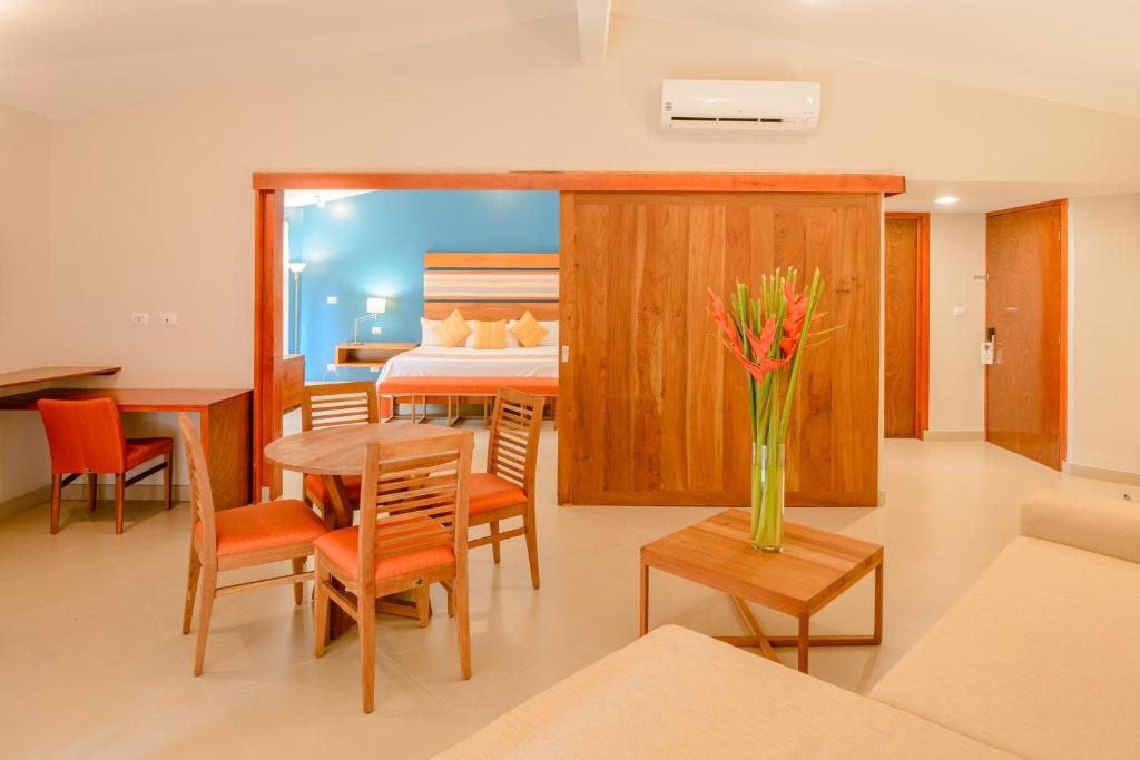Posezení v ubytování Hotel Loma Real