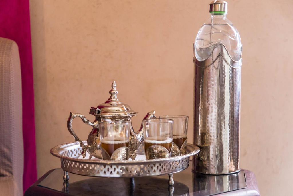 Nápoje v ubytování Riad Azawad