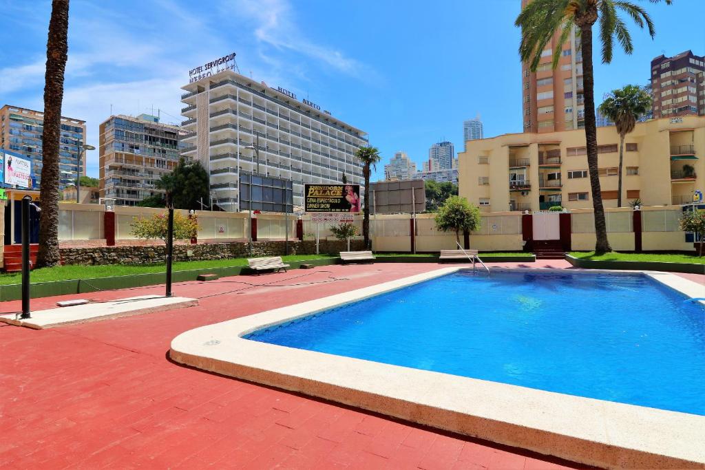 Piscina a Virginia 6-3 o a prop