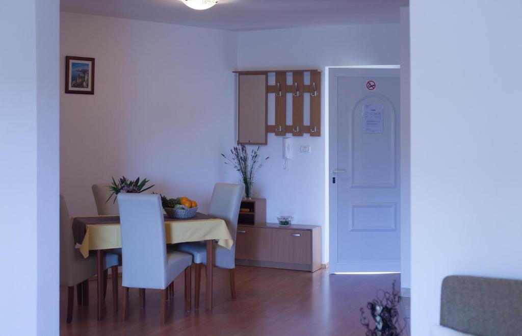 Posezení v ubytování Apartment Helga