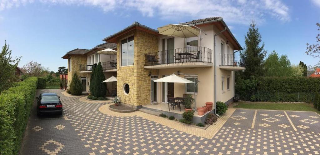 Apartments in Balatonlelle 19127 8638 Balatonlelle kép - 1
