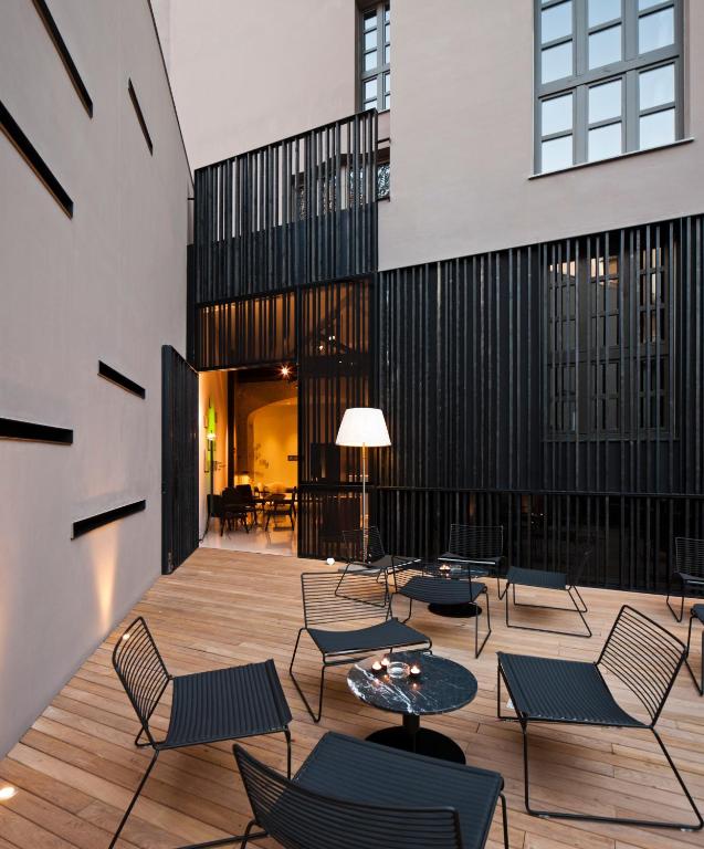 Posezení v ubytování Caro Hotel
