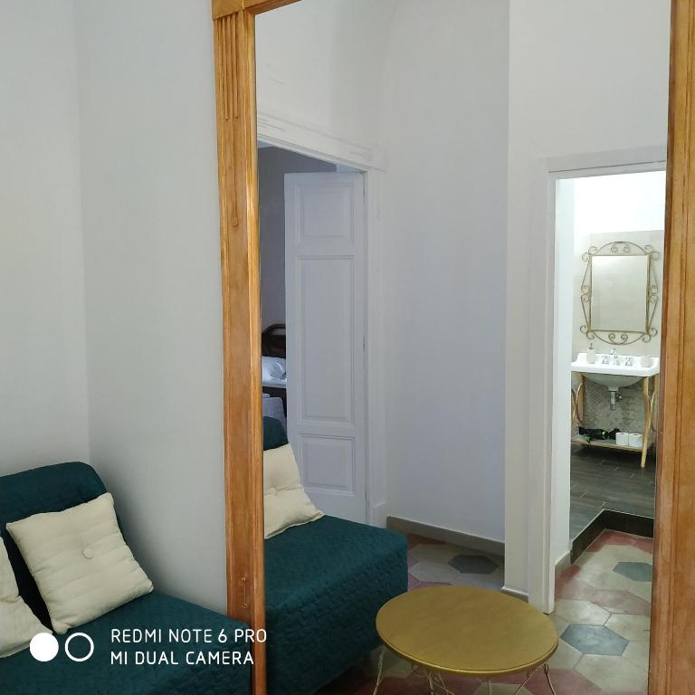 Fotografie z fotogalerie ubytování Le Suite del Teatro cucinino privato v destinaci Taranto