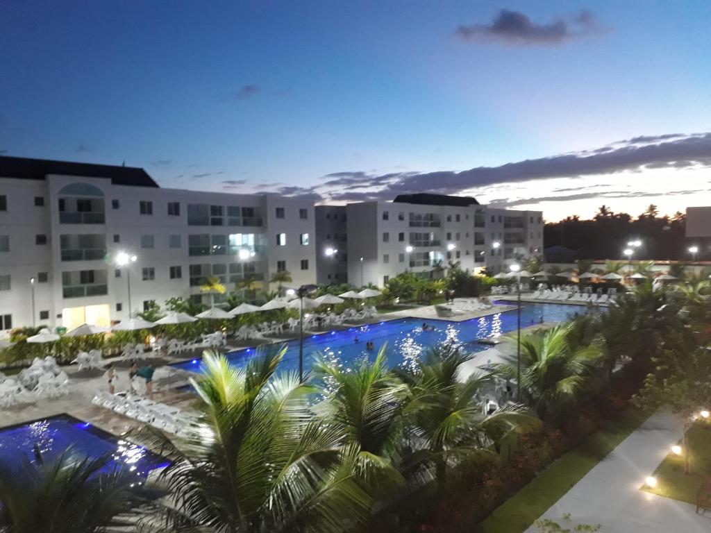  FLAT PALM VILLAGE