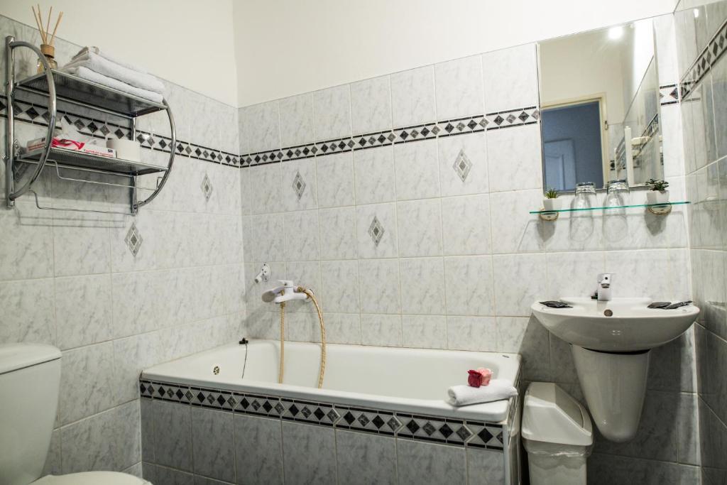 Koupelna v ubytování Hotel Dejmalik