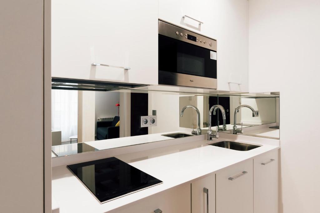Edificio Calixto by Plaza Mayor Apartamentos - Duplex Apartment
