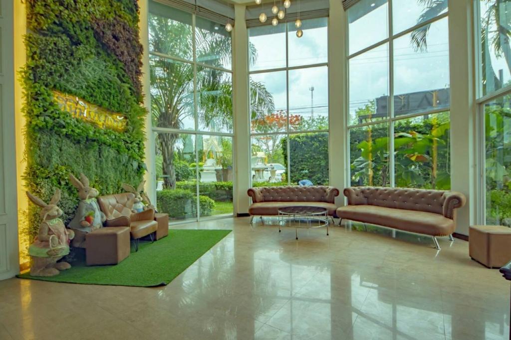 Posezení v ubytování Nana Resort Kaeng Krachan