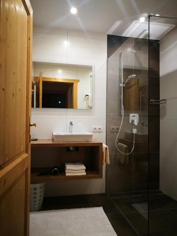 Kúpeľňa v ubytovaní Appartement Hartl