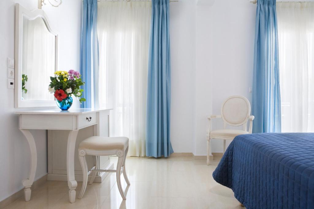 Kamari Hotel - Superior Double Room