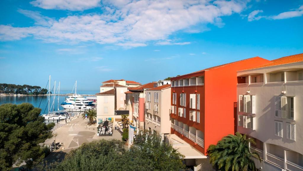 Imagem da galeria de Valamar Riviera Hotel & Residence em Poreč