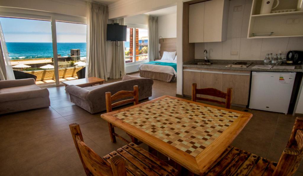Kuchyň nebo kuchyňský kout v ubytování Hotel Mae
