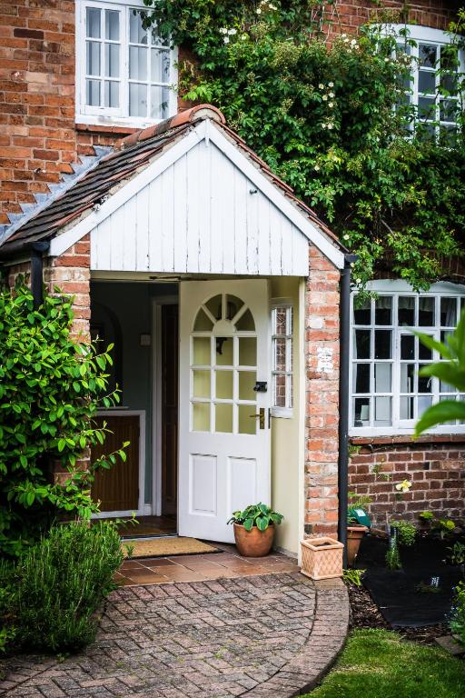 The Cottage Hotel - Resim 25