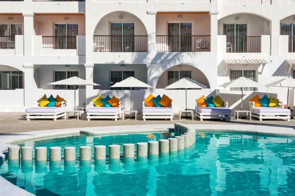 Hotel Vibra Bossa Flow - Adults only, Playa den Bossa ...