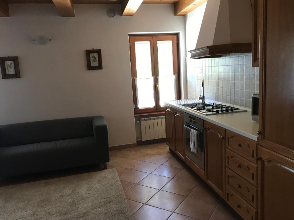 Kuchyňa alebo kuchynka v ubytovaní La Cima Vigezzo Santa Maria Maggiore -Locazione Turistica