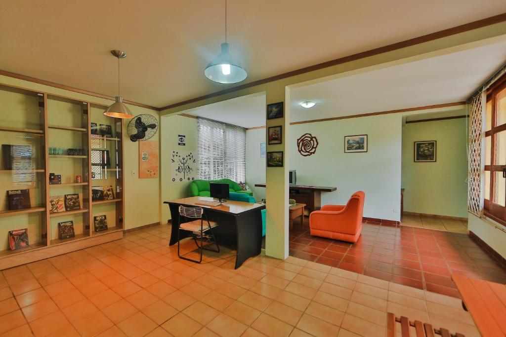  Residencial e Pousada Evelina
