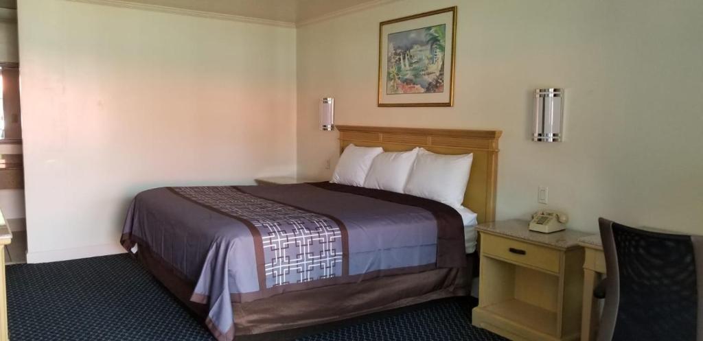 Budget Lodge - Room King Estándar De Fumar