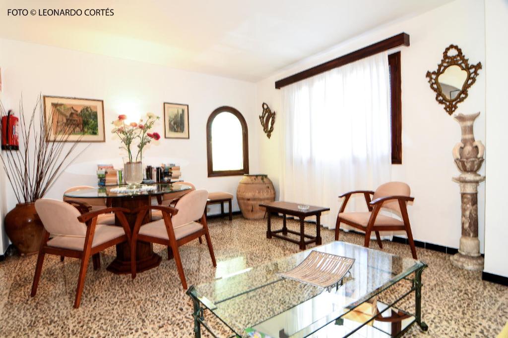 Fotografie z fotogalerie ubytování Hostal La Ceiba v destinaci Cala d´Or