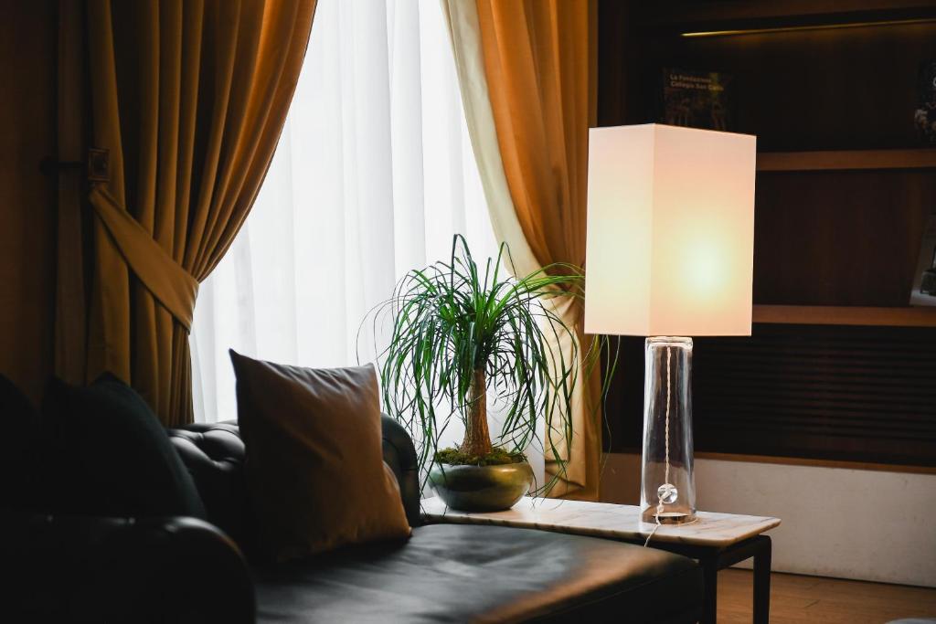 Posezení v ubytování Hotel Rua Frati 48 in San Francesco