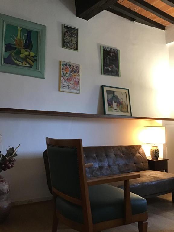 Posezení v ubytování L’Arco