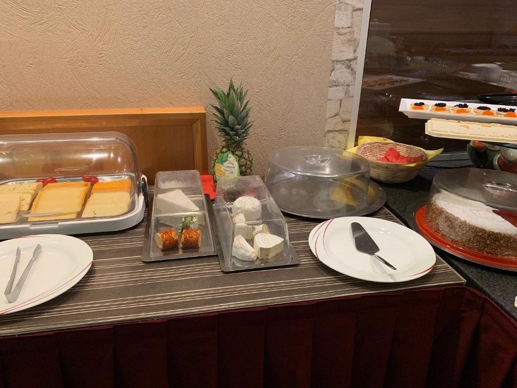 Jídlo v hotelu nebo okolí