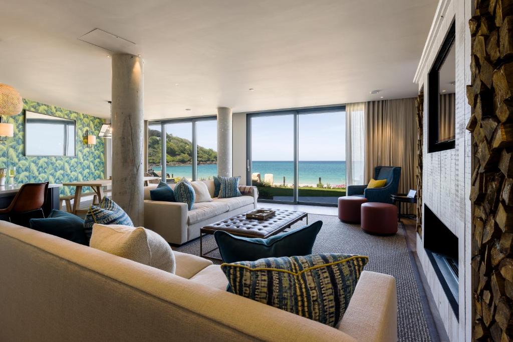 Гостиная зона в Carbis Bay and Spa Hotel