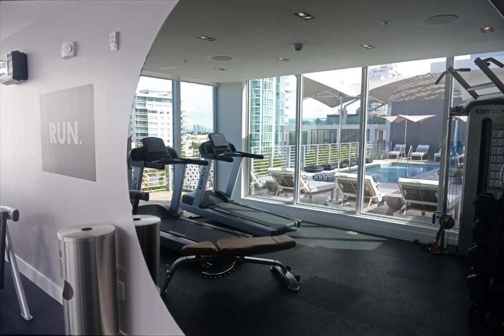 Fitness centrum a/nebo fitness zařízení v ubytování 6080 Design Hotel by Eskape Collection