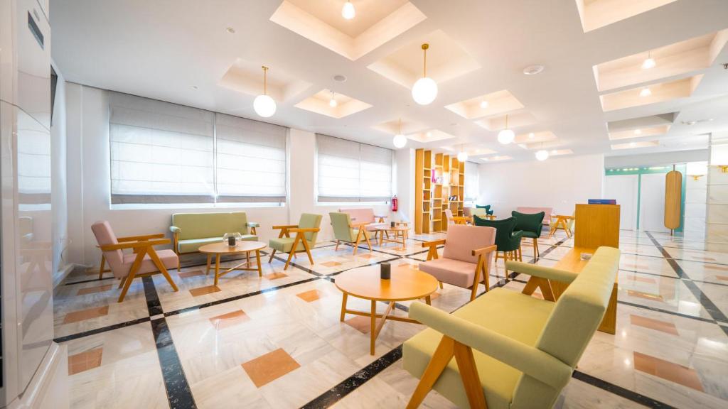 Posezení v ubytování Adele Beach Hotel