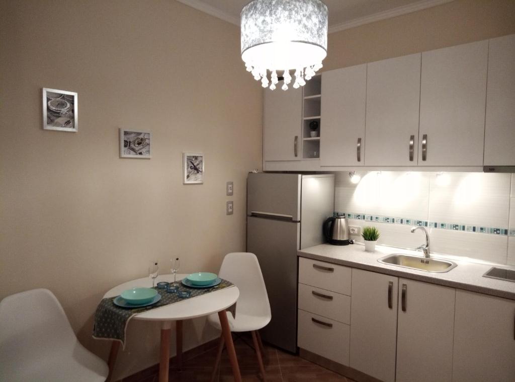 Elen Apartment - Image 9