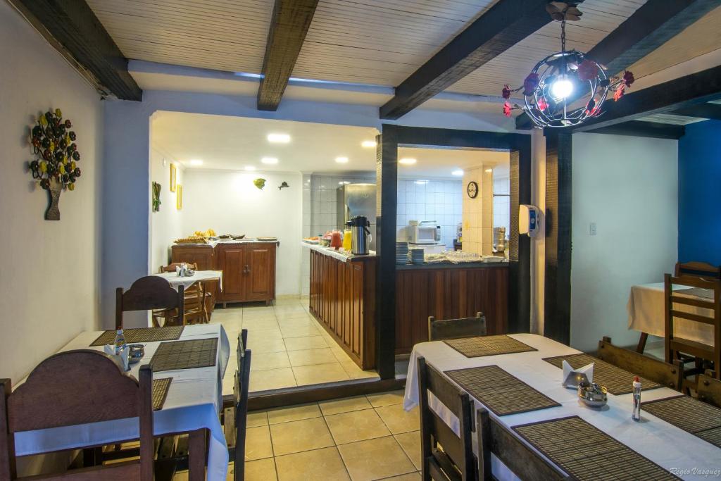 Restaurace v ubytování Pousada Marendaz