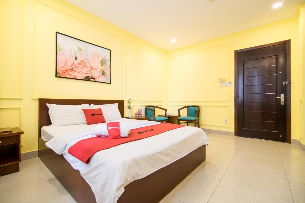Phuong Thuy Hotel Thu Duc near QL13 - Deluxe Double Room