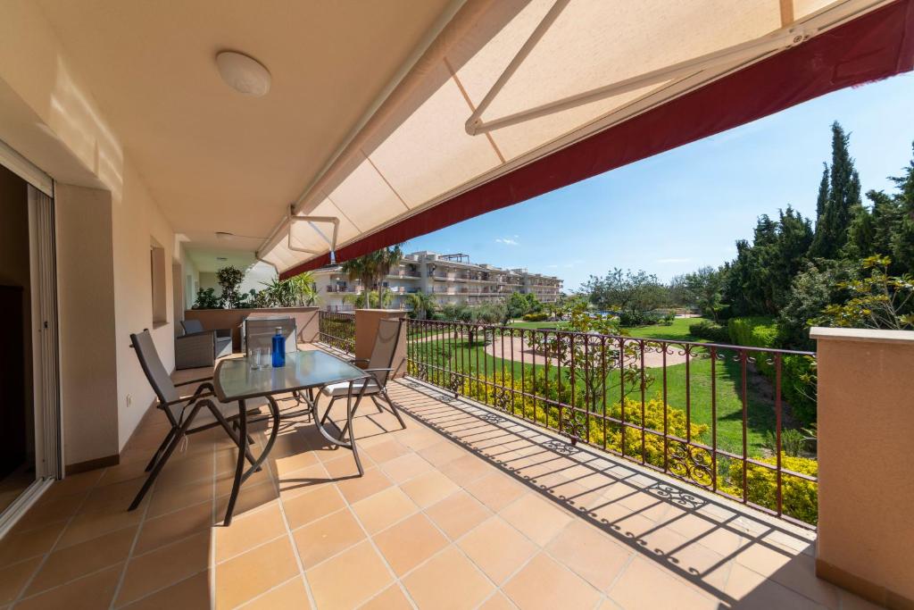 Balkón nebo terasa v ubytování Golden Beach Apartamentos