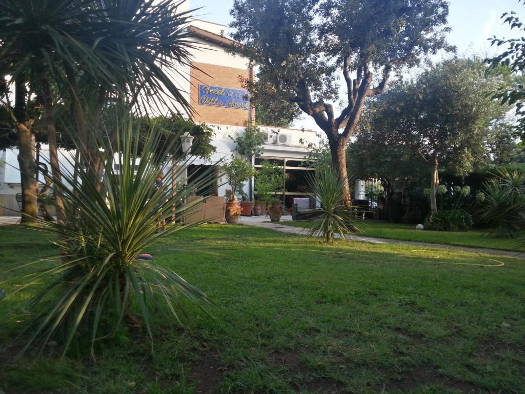 Zahrada ubytování Albergo Villa Anna