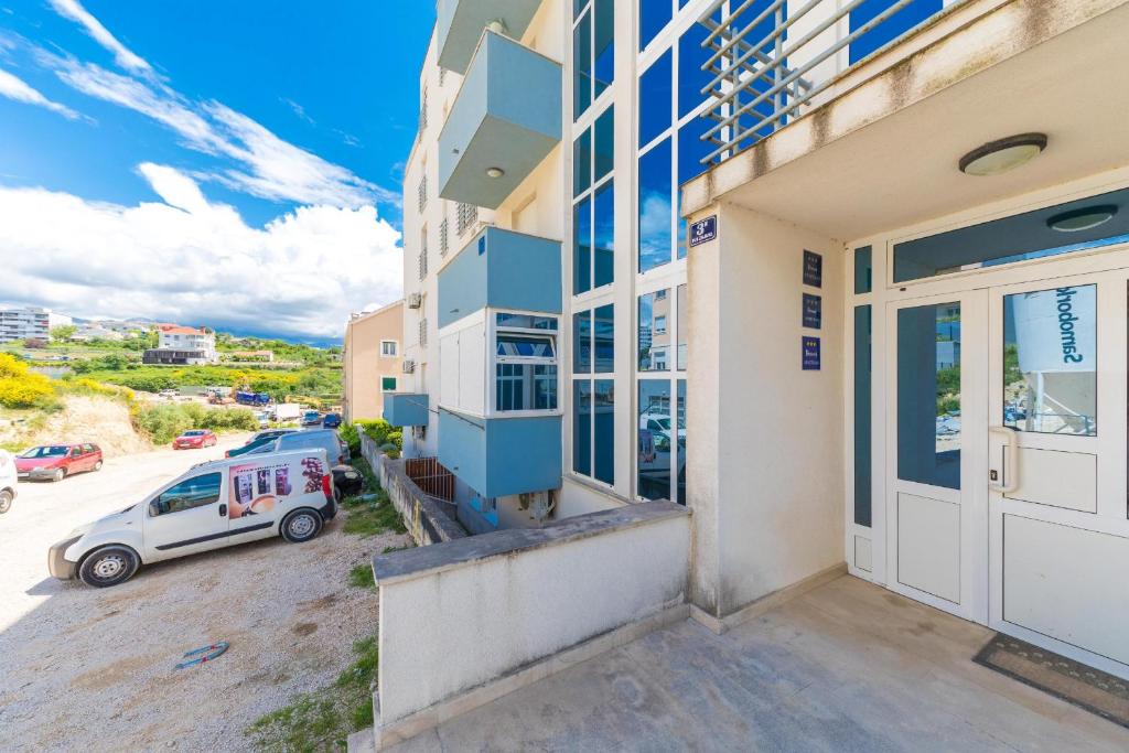 Budova, v ktorej sa apartmán nachádza