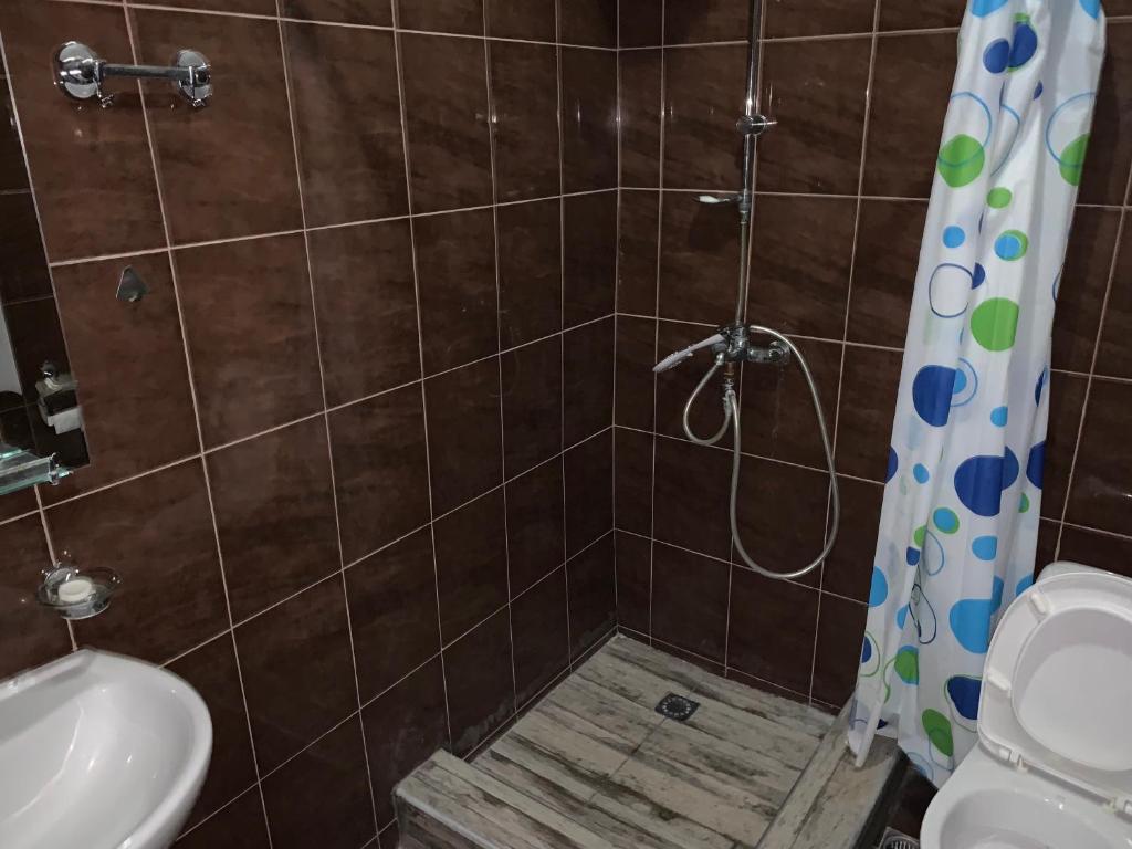Koupelna v ubytování SBakuri