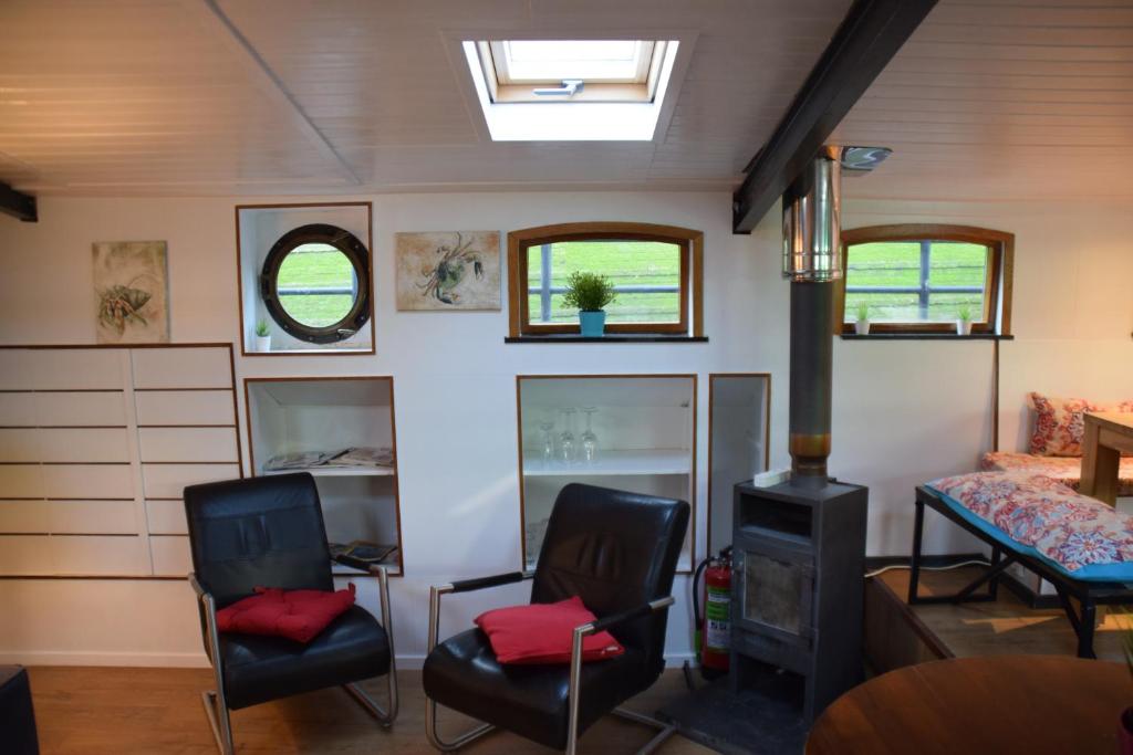 Boathotel Rotterdam Anna - Two-Bedroom Apartment