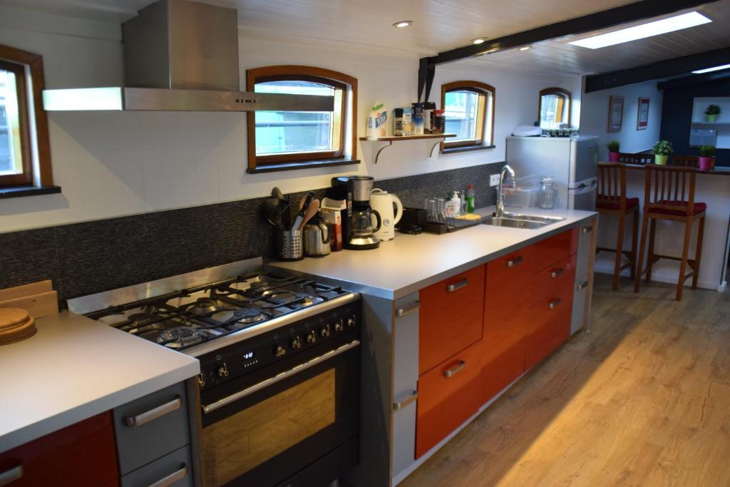 Boathotel Rotterdam Anna - Resim 11