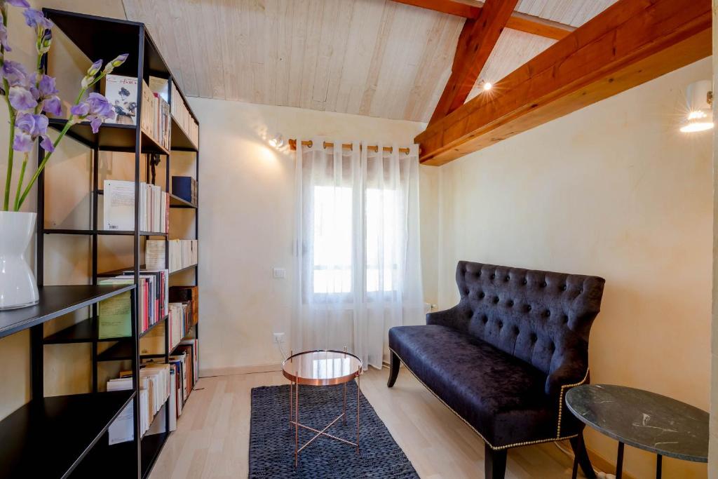 Posezení v ubytování B&B L'Orée du Bois Bourgogne - Adults Only