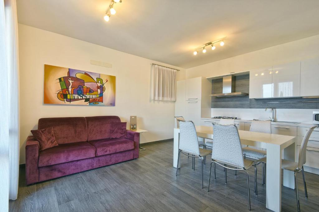 Kuchyň nebo kuchyňský kout v ubytování Les Maisons - Ruculì Hospitality
