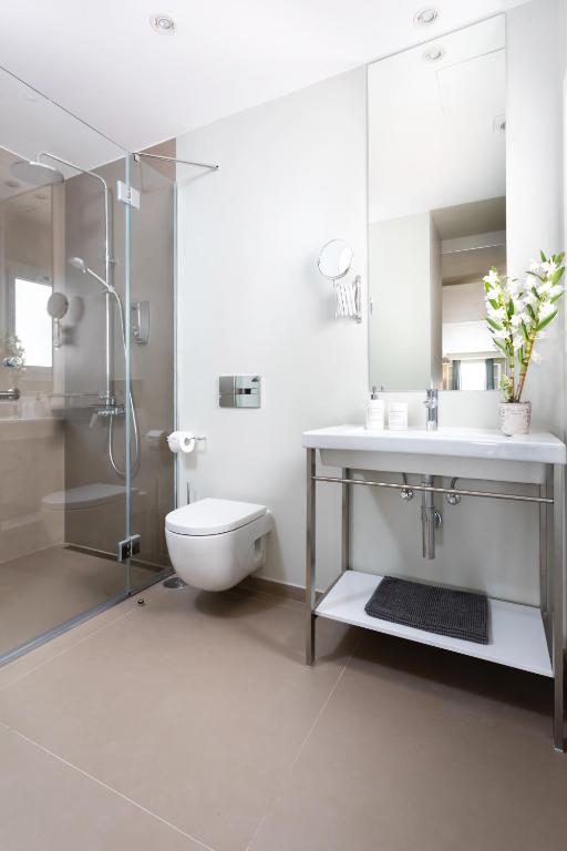 Koupelna v ubytování Rooms & Suites Loft 2E Deluxe Edition Arrecife
