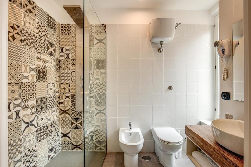 Koupelna v ubytování Hotel King