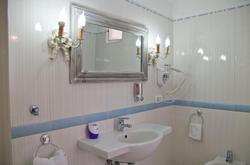 Koupelna v ubytování Fortino B&B Capri
