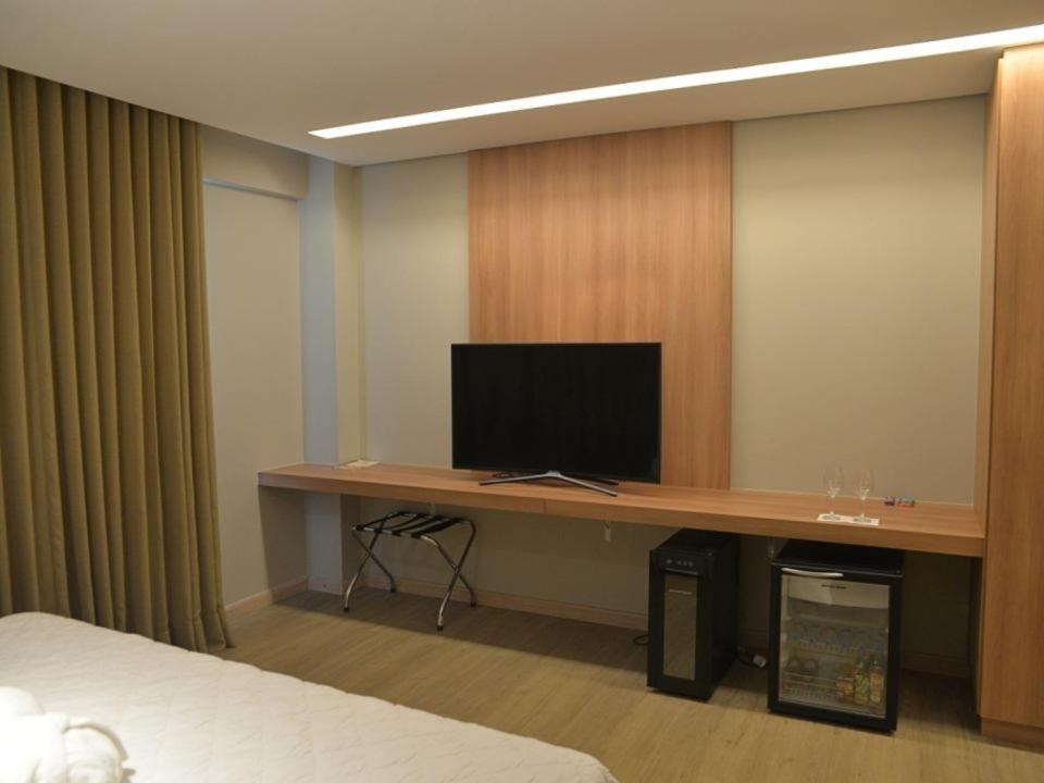  Dubai Suites