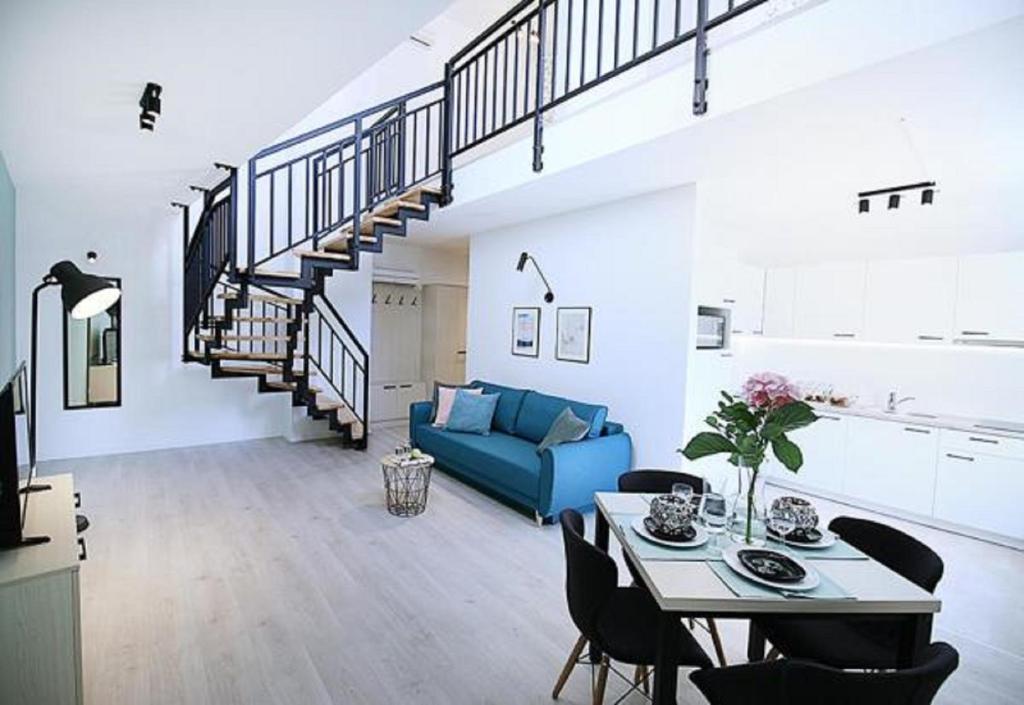 AbsyntApartments Old Town Wroclaw - Penthouse Apartment - Garbary Street