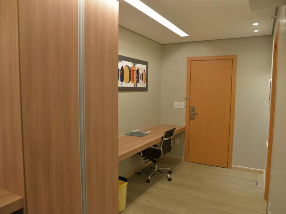  Dubai Suites