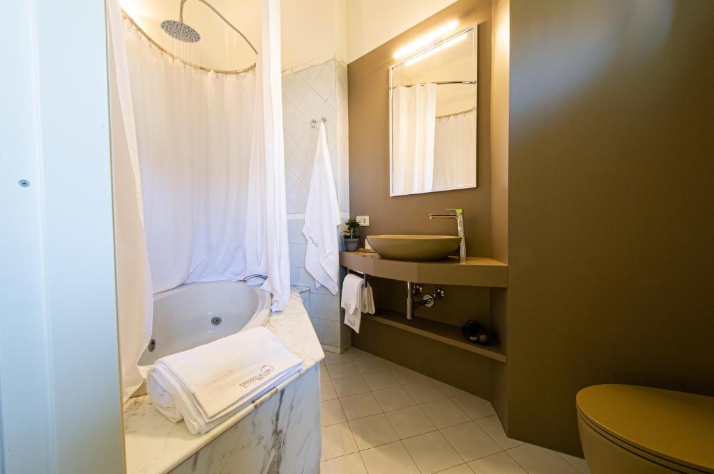 Koupelna v ubytování L'Angolo di Lore B&B